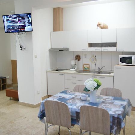 Apartman Ivana Pula Extérieur photo