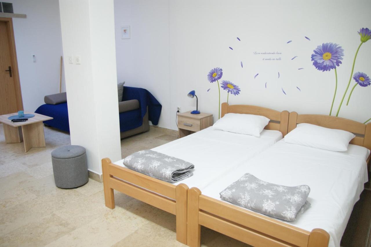 Apartman Ivana Pula Extérieur photo