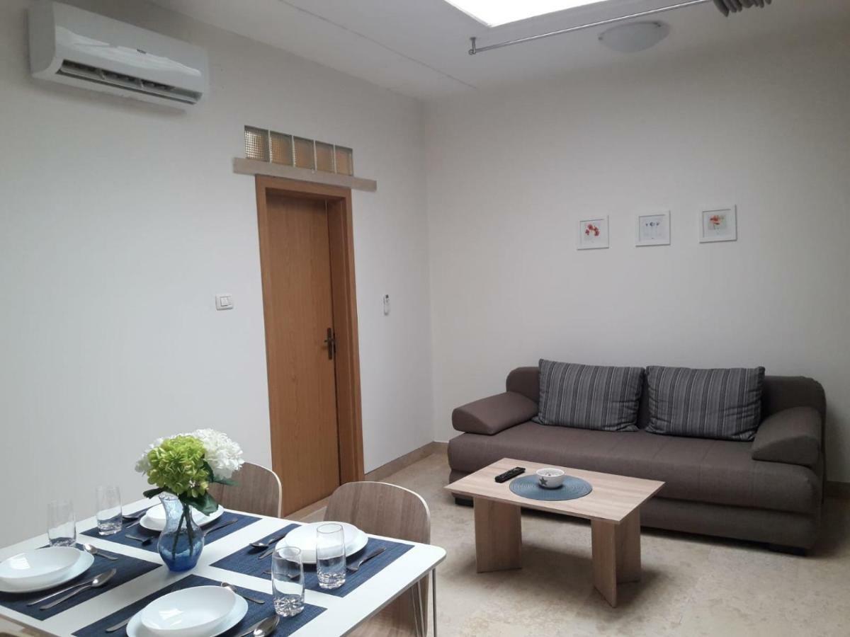 Apartman Ivana Pula Extérieur photo